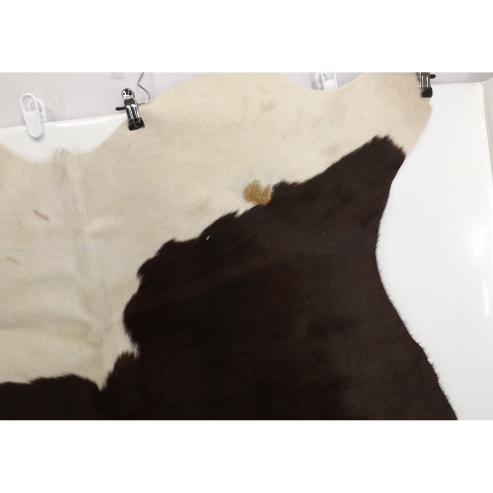 Safavieh Cow Hide Rug Collection COH211B-5 Brown/White - 27-32 sqft - Picture 16 of 16